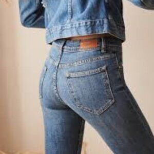 Sezane The Perfect Slim 7/8e Light Blue size 32